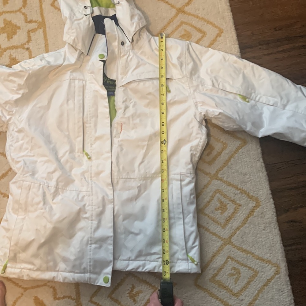Ski or snowboard Jacket - Picture 6 of 8
